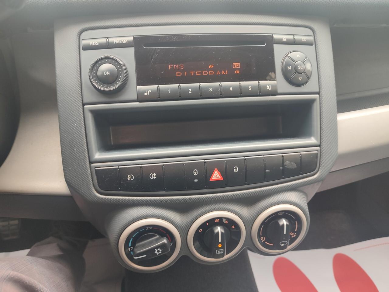 SMART FORFOUR BENZINA TETTO PANORAMICO X NEOPATENTATI