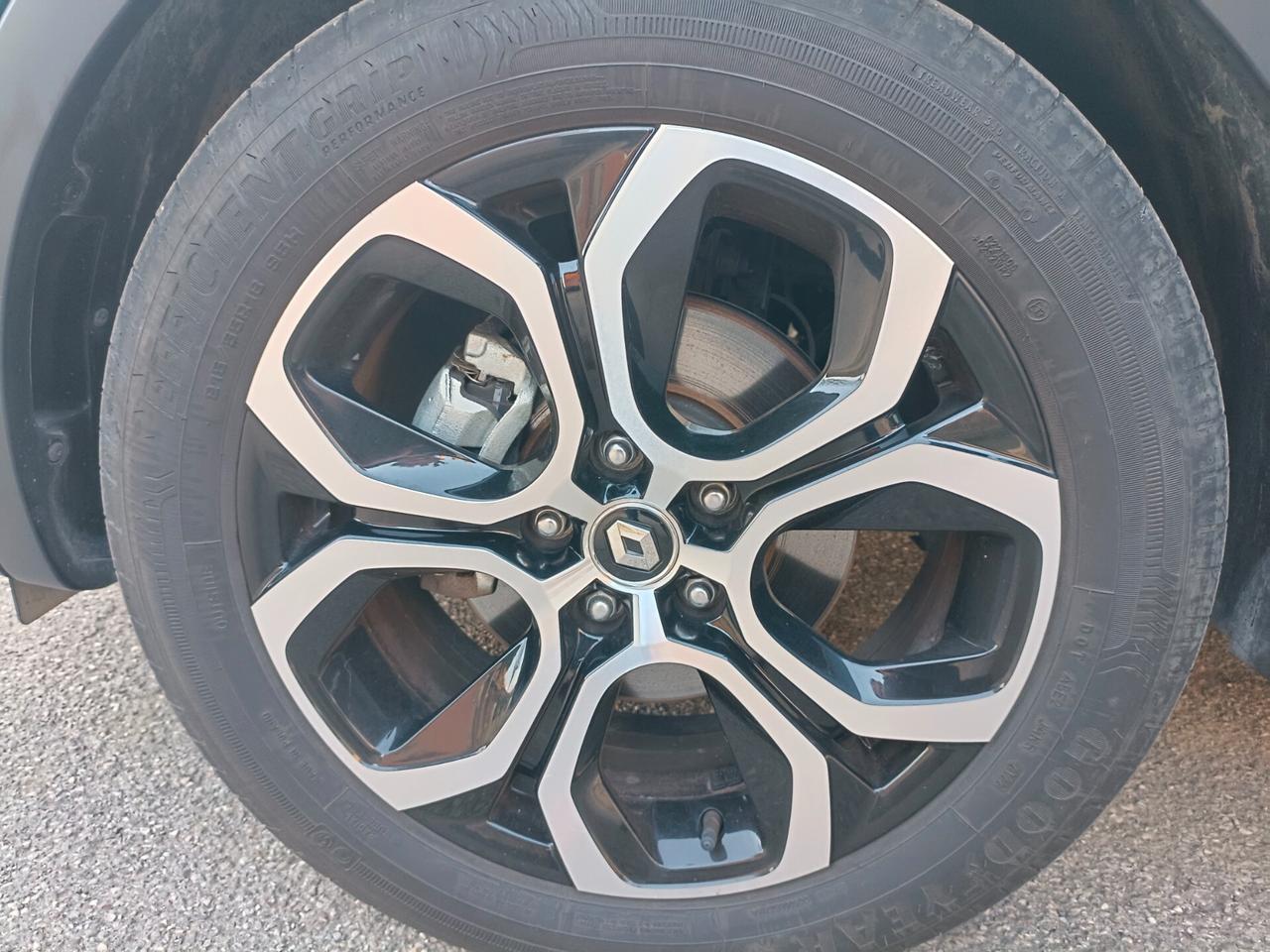 Renault Arkana Hybrid 145 CV Intens