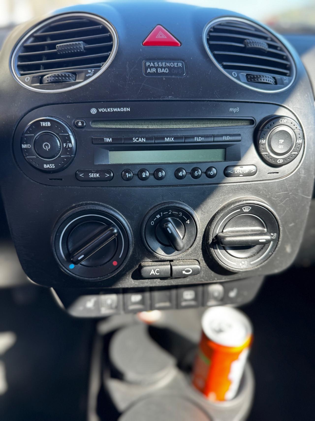 Volkswagen New Beetle 1.6 benzina 2007