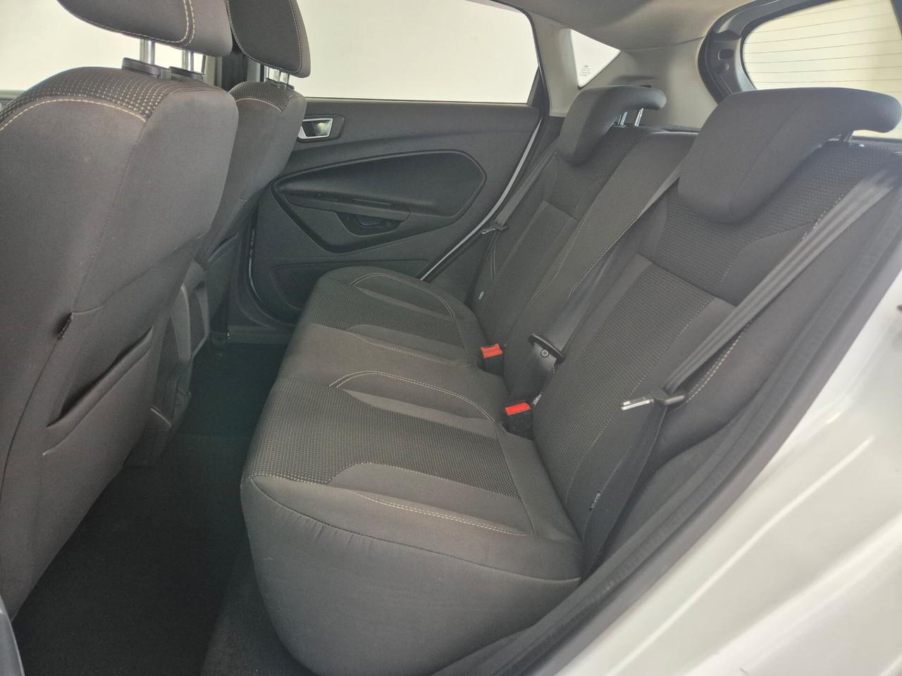 Ford Fiesta 1.4 GPL Titanium