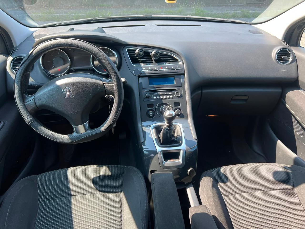 Peugeot 5008 1.6 DIESEL 7 POSTI