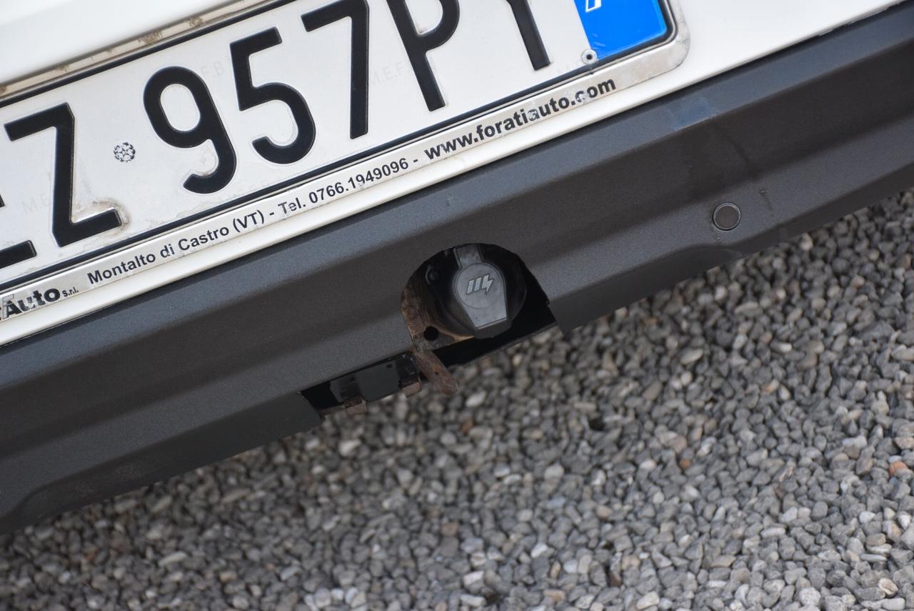 Volvo V40 GANCIO D2 1.6 115CV Business Edition NAVI CRUISE SENSORI BT OK NEOPATENTATI