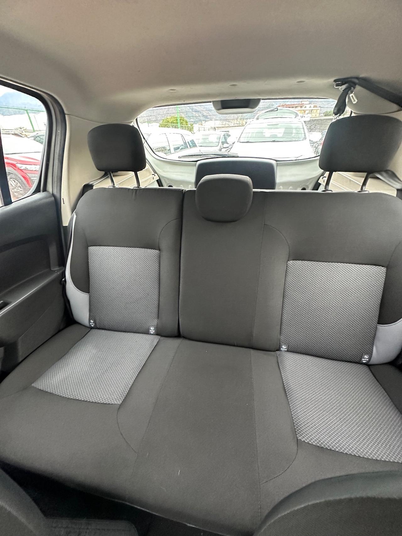 Dacia Sandero TCe 12V T-GPL 90CV Start&Stop La Gazzetta d. Sp.