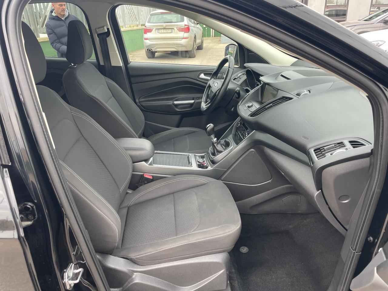 Ford Kuga 1.5 TDCI 120 CV S&S 2WD Titanium