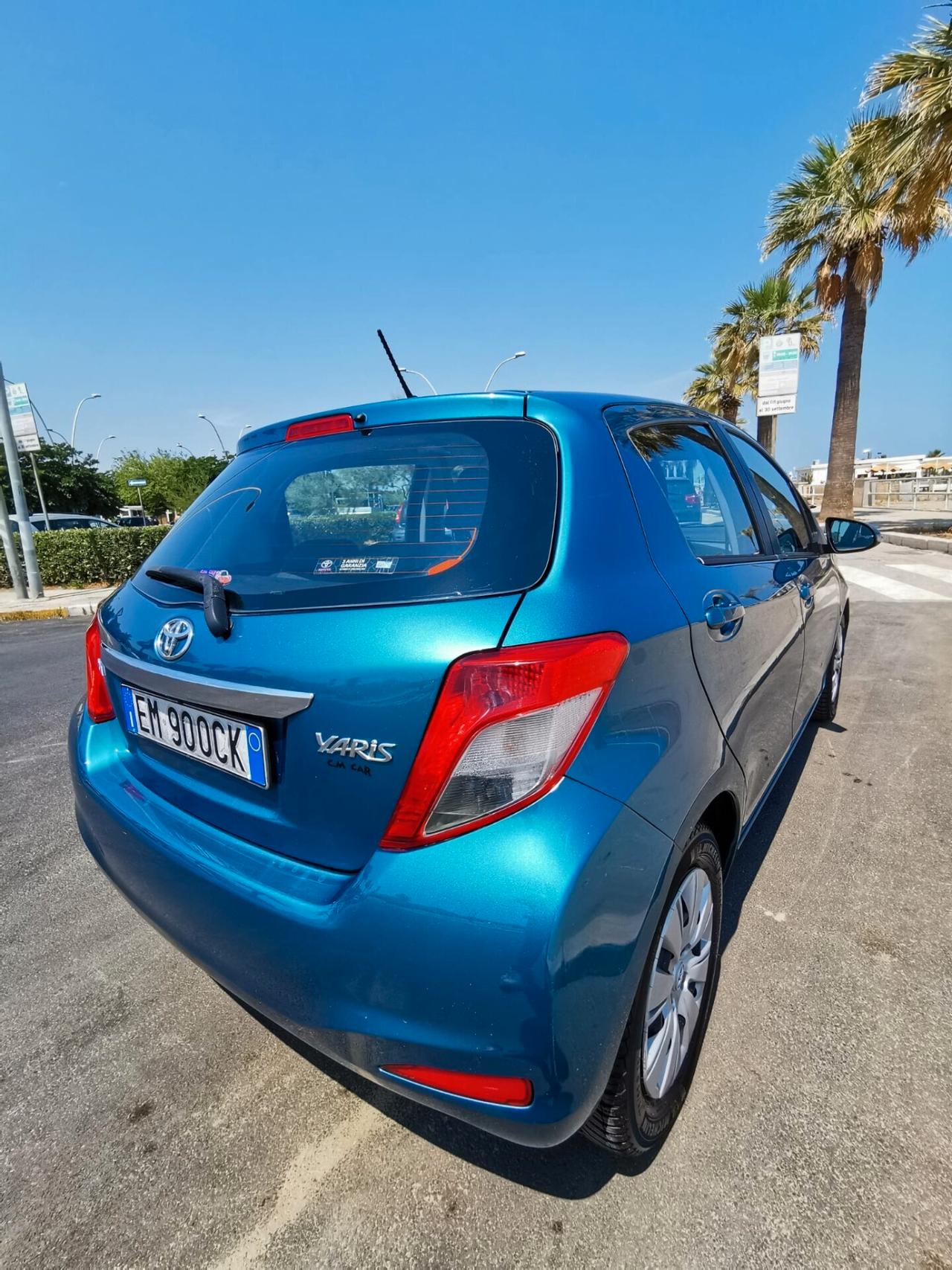 Toyota Yaris 1.4 D-4D 5 porte Lounge 2012