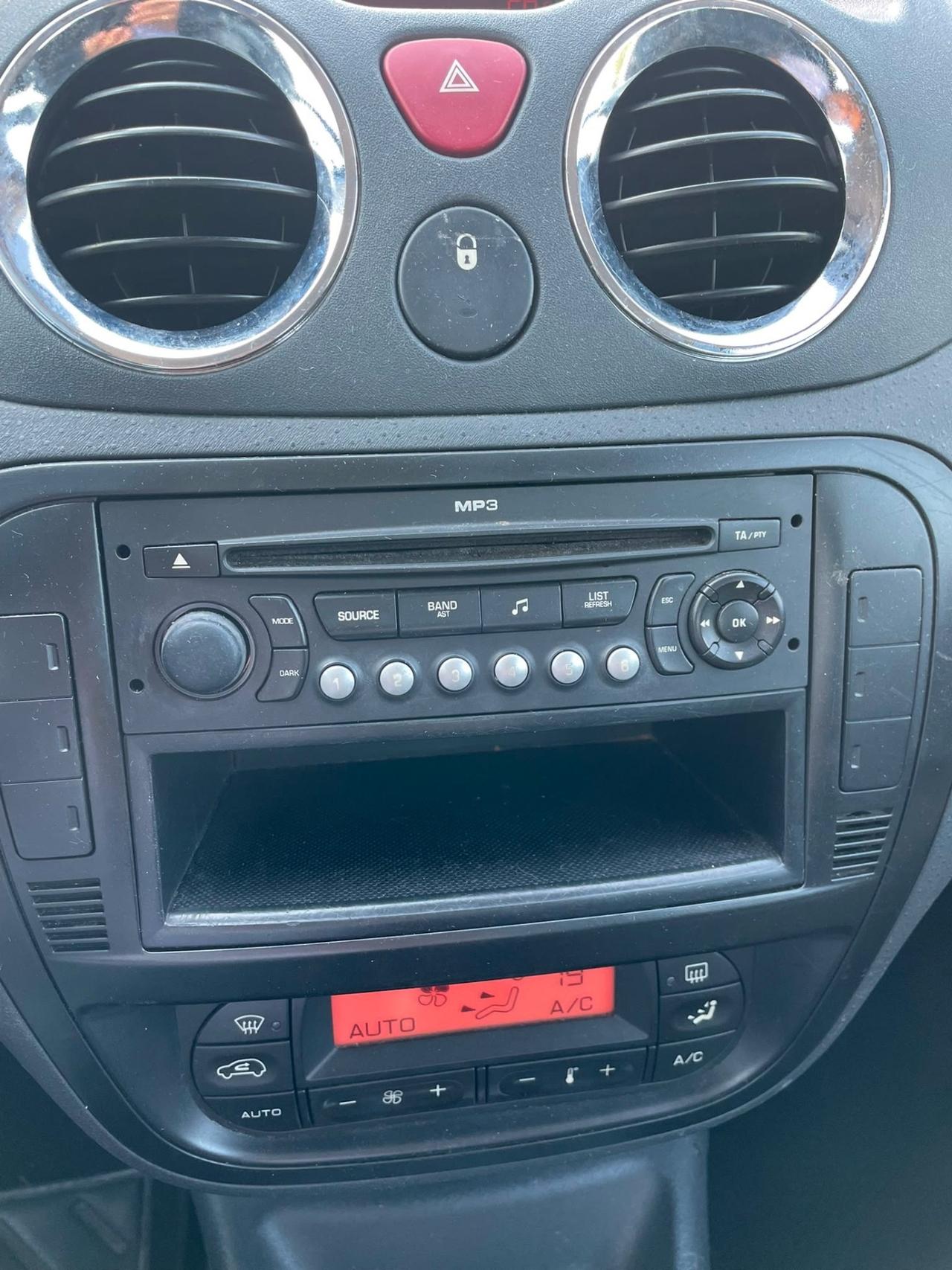 Citroen C3 1.4 GPL UNI.PRO OK NEOP. Exclusive
