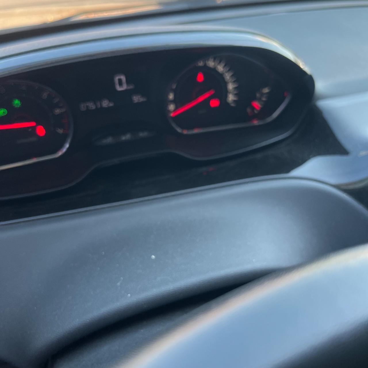 Peugeot 208 PureTech 82 5 porte Allure