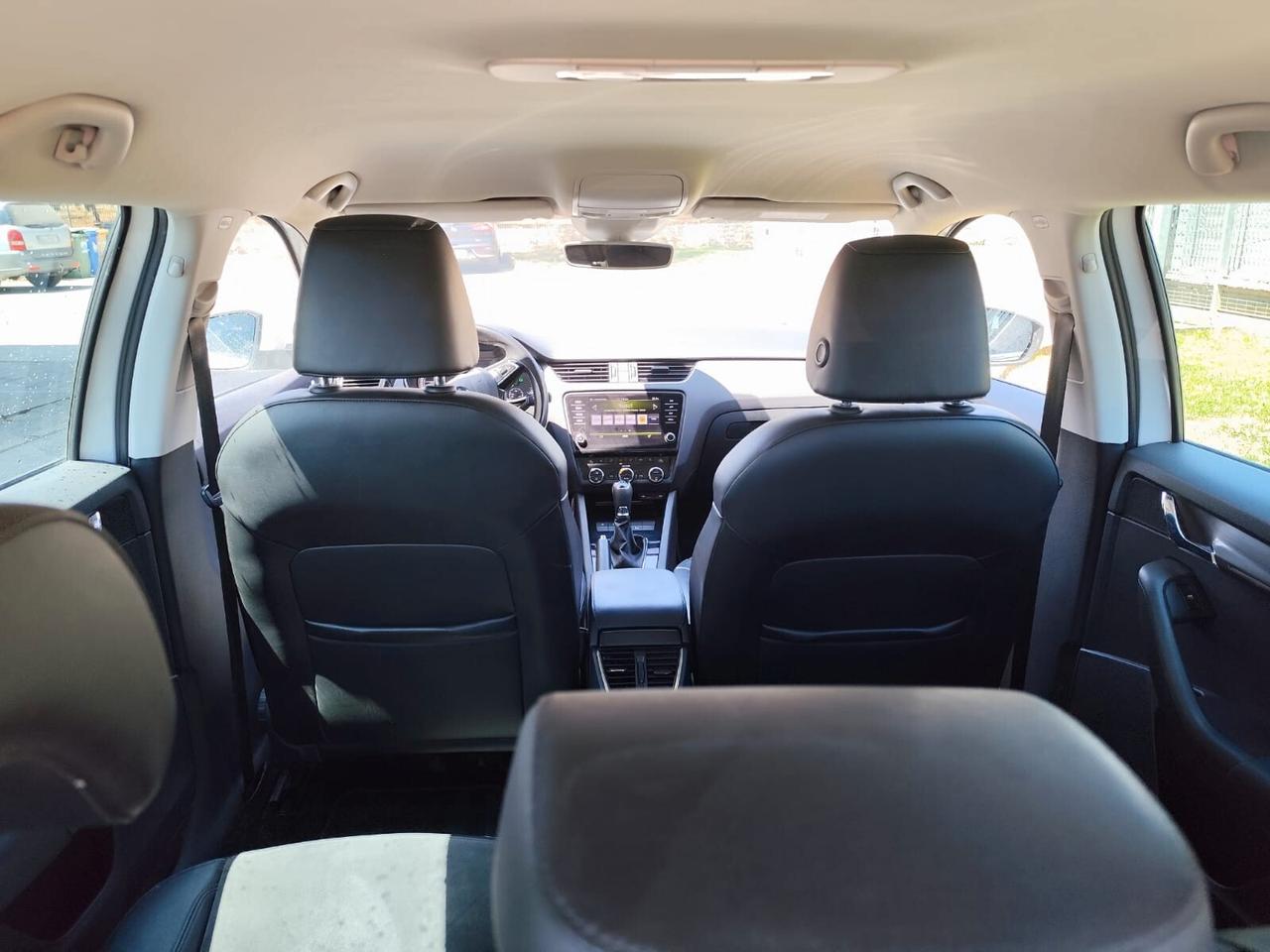 Skoda Octavia 1.6 TDI CR 115 CV DSG Executive