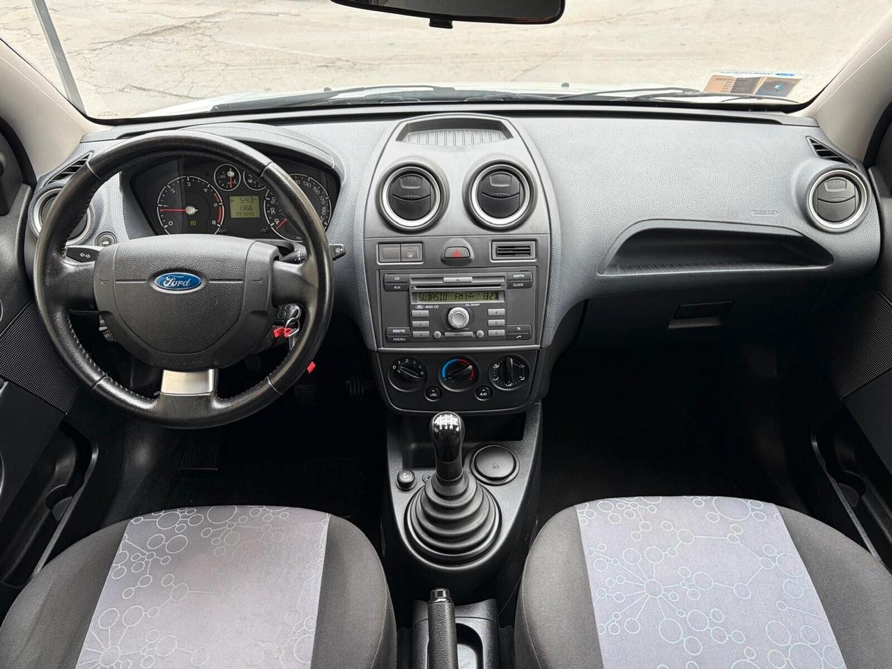 Ford Fiesta 1.4 TDCi 5p. Titanium RARA 97.000KM