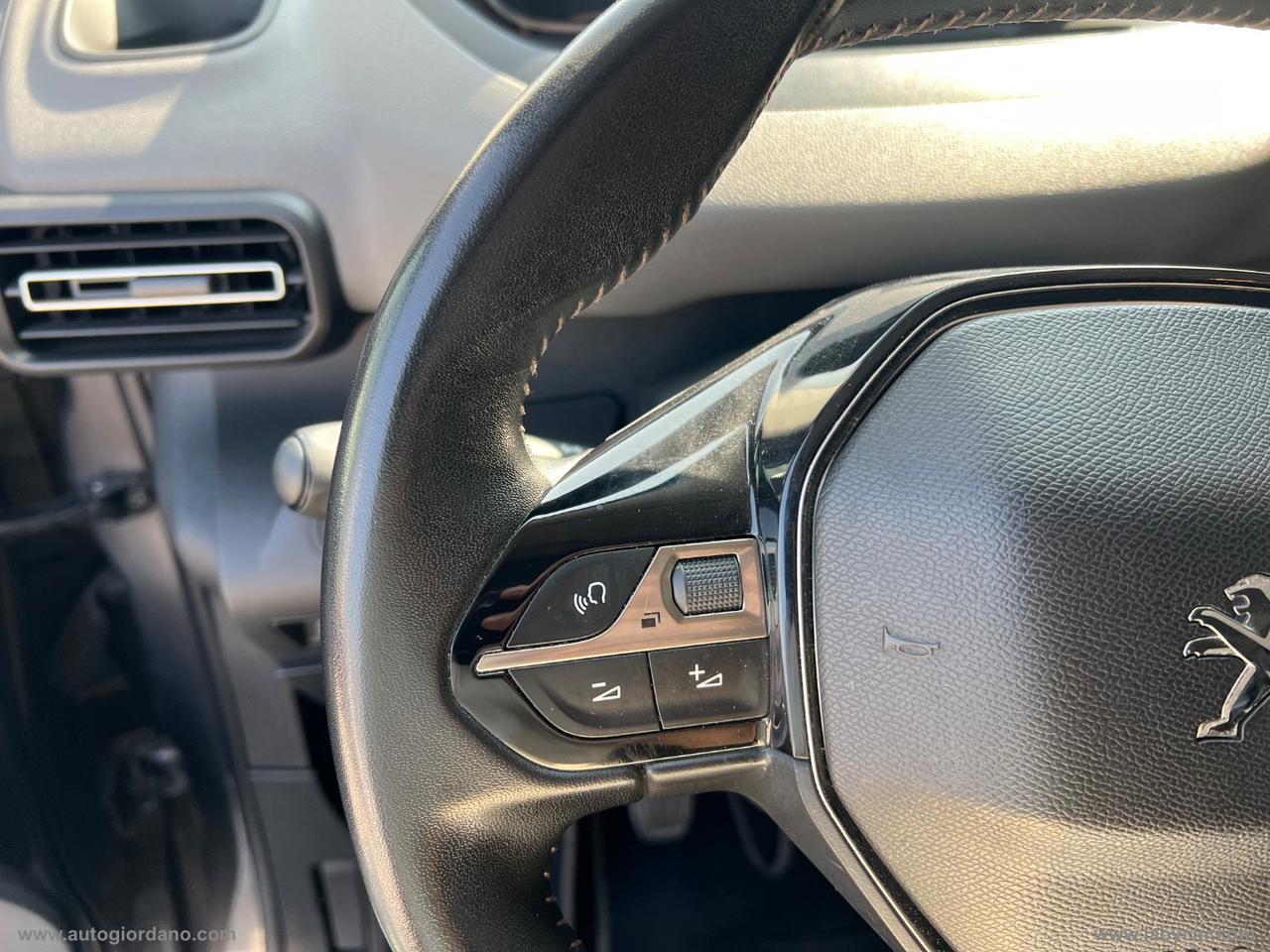 PEUGEOT Rifter BlueHDi 100 Active Standard