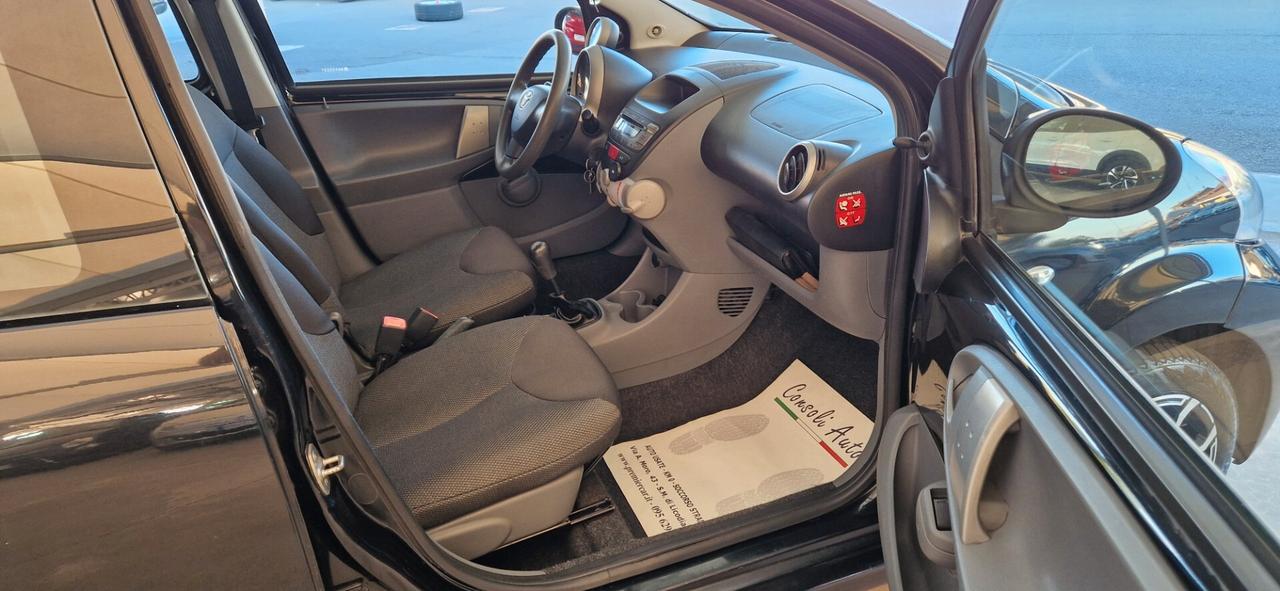 Toyota Aygo 1.0 12V VVT-i 5 porte