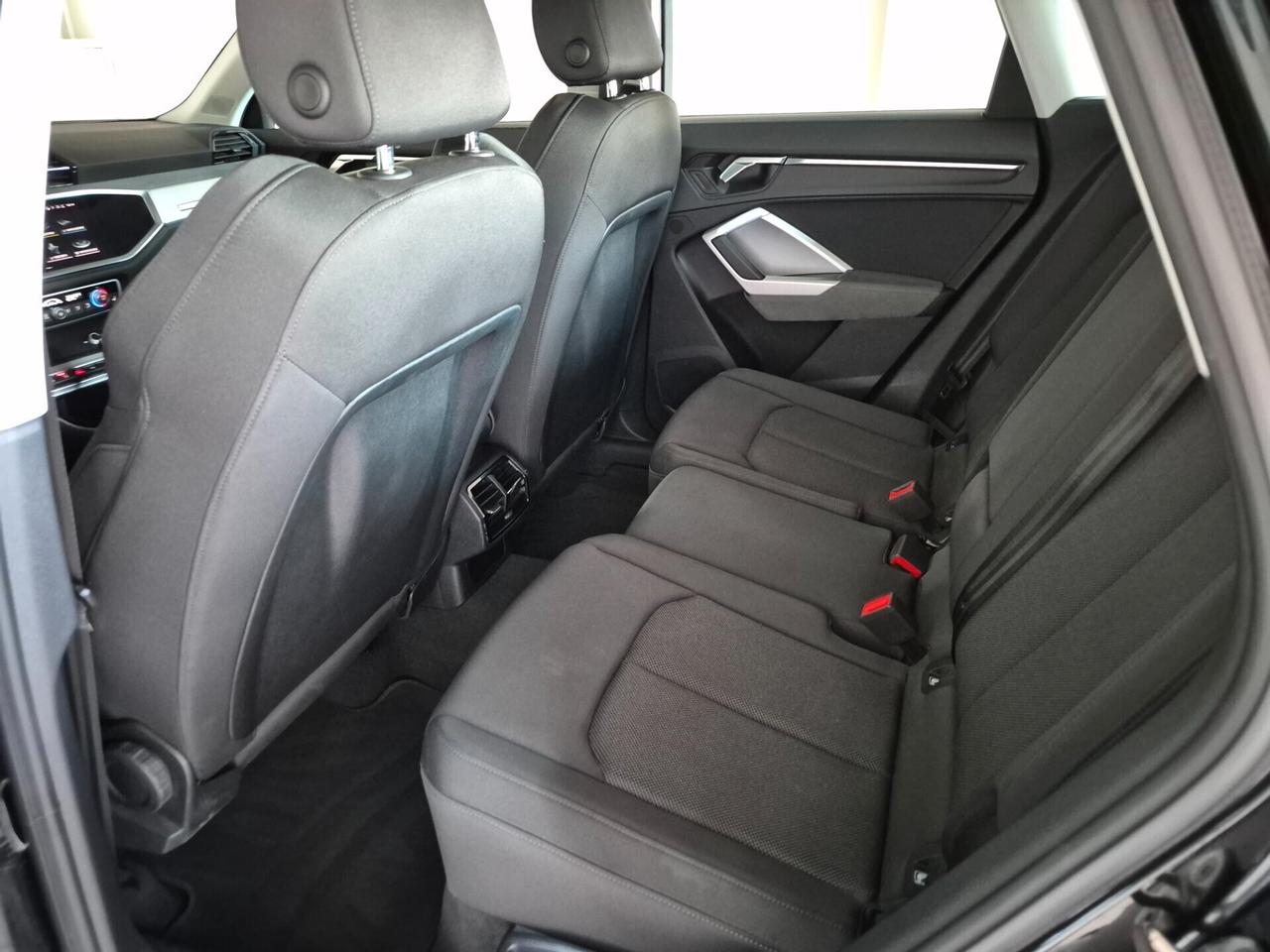 Audi Q3 35 2.0 TDI S-TRONIC LED APPLE CAR PLAY/ANDROID AUTO SEDILI SPORTIVI RISCALDABILI KM CERTIFICATI E TAGLIANDATI AUDI