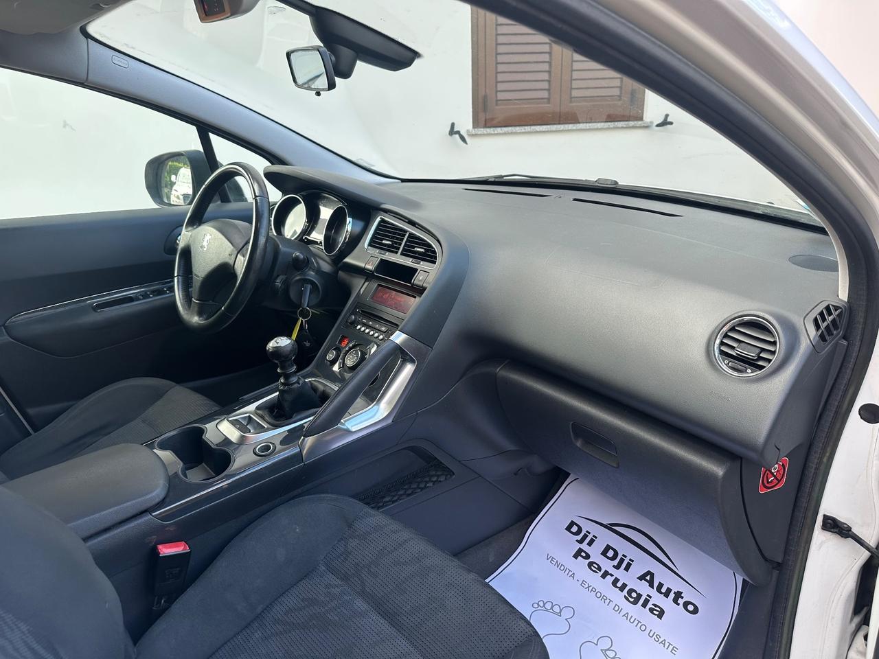 Peugeot 3008 1.6 HDi 112CV Business