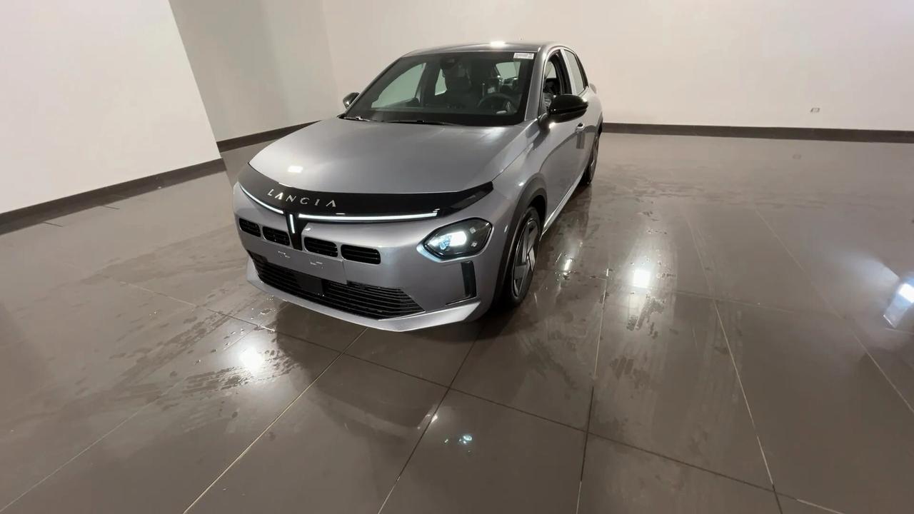 Lancia Ypsilon Hybrid e-DCT