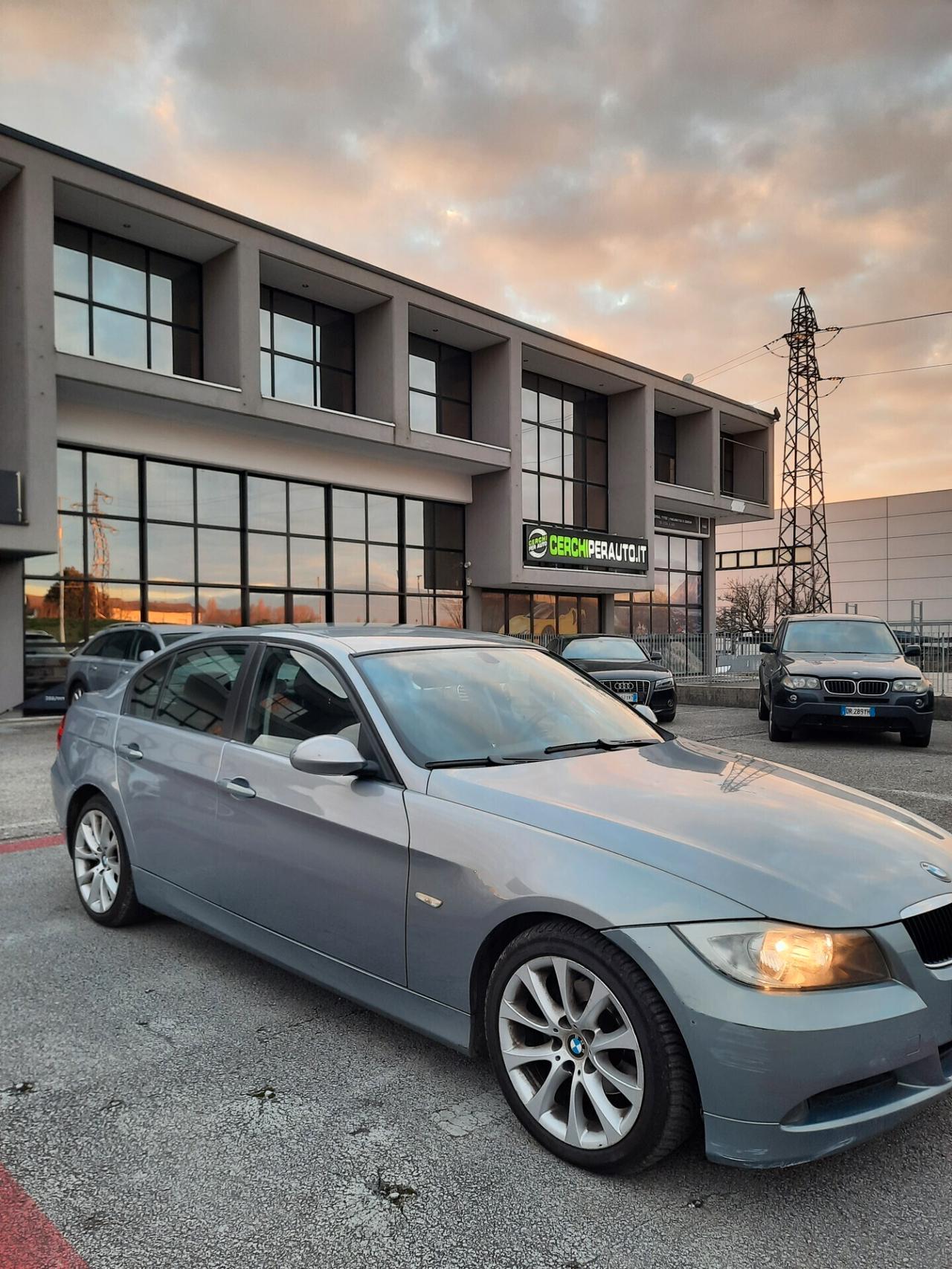 Bmw 320 320i cat Attiva