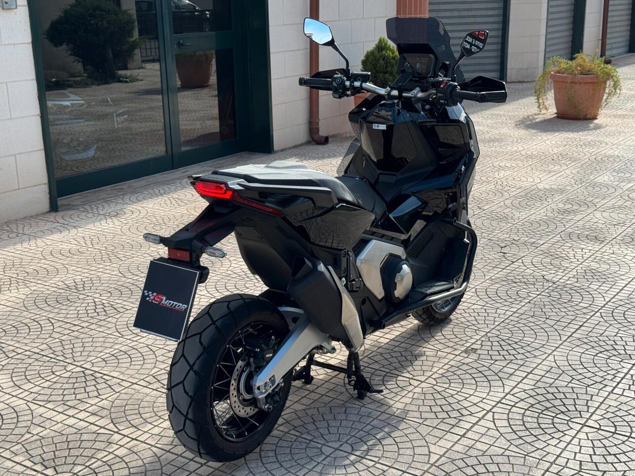 HONDA X-ADV 750 DCT ABS 58CV MY25