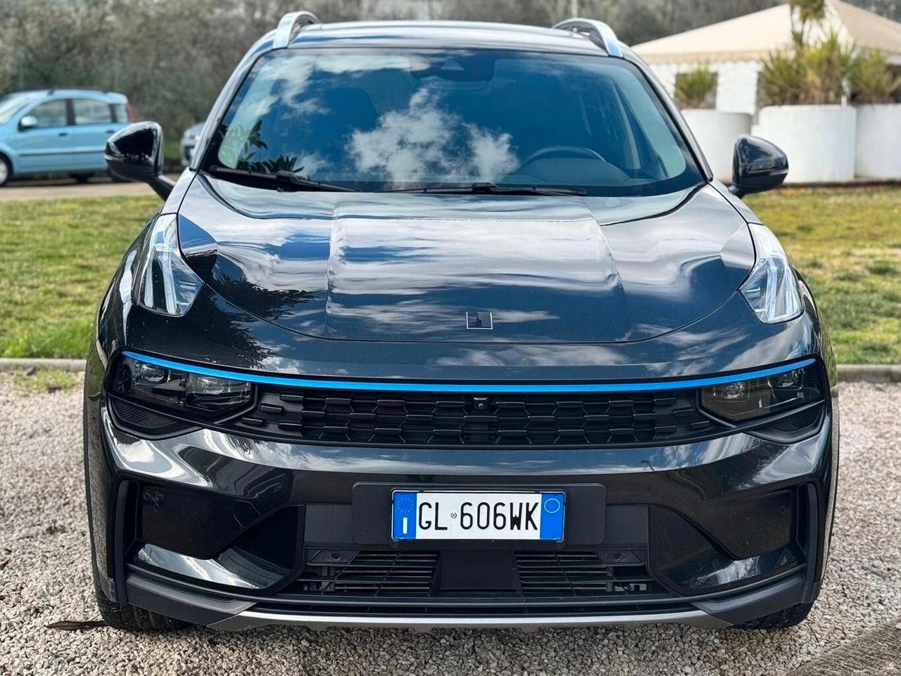 Lynk&co 01 PHEV
