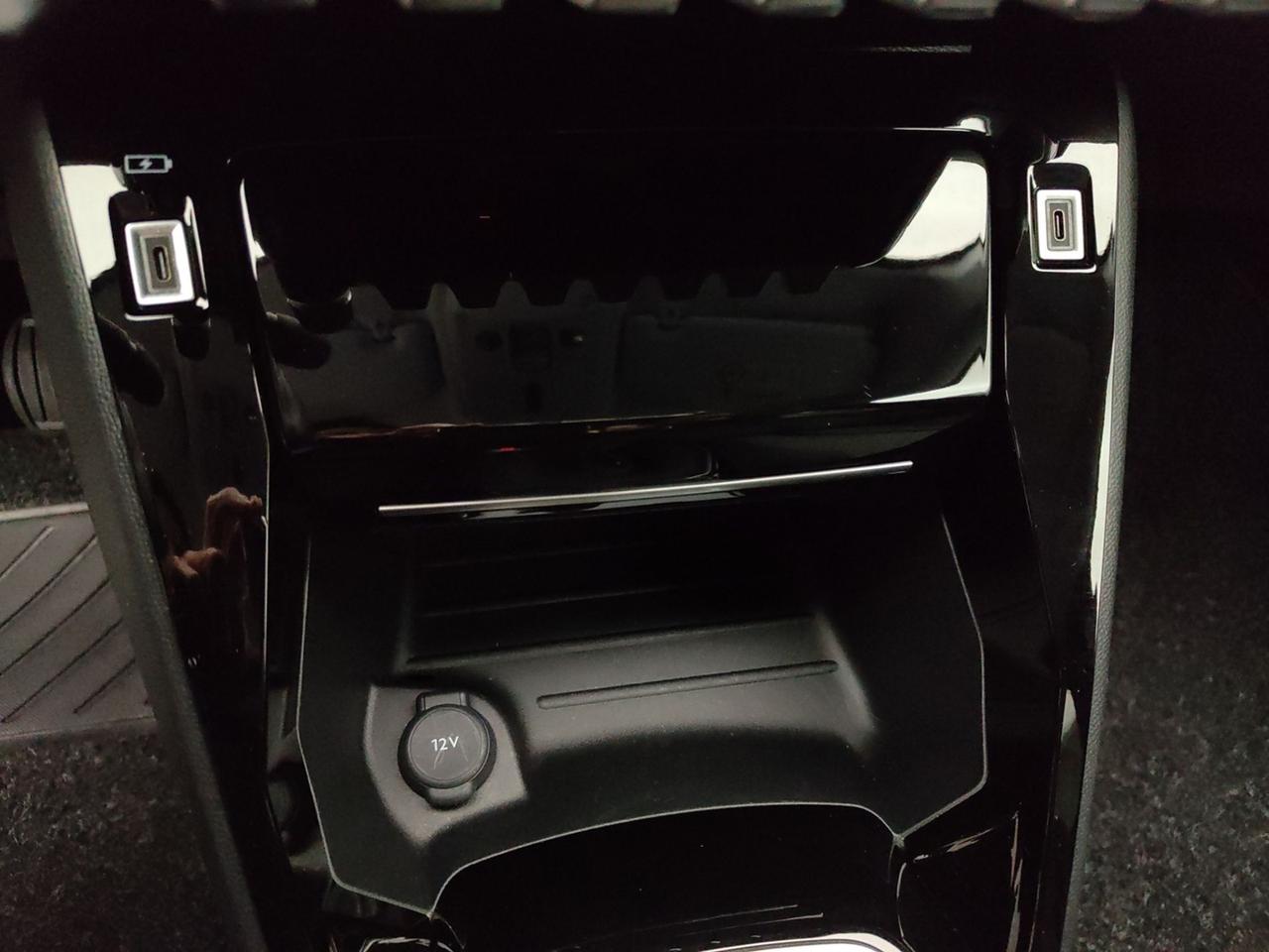 PEUGEOT 208 II 2023 1.2 PURETECH 100CV ALLURE