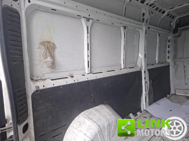 PEUGEOT e-Boxer BOXER