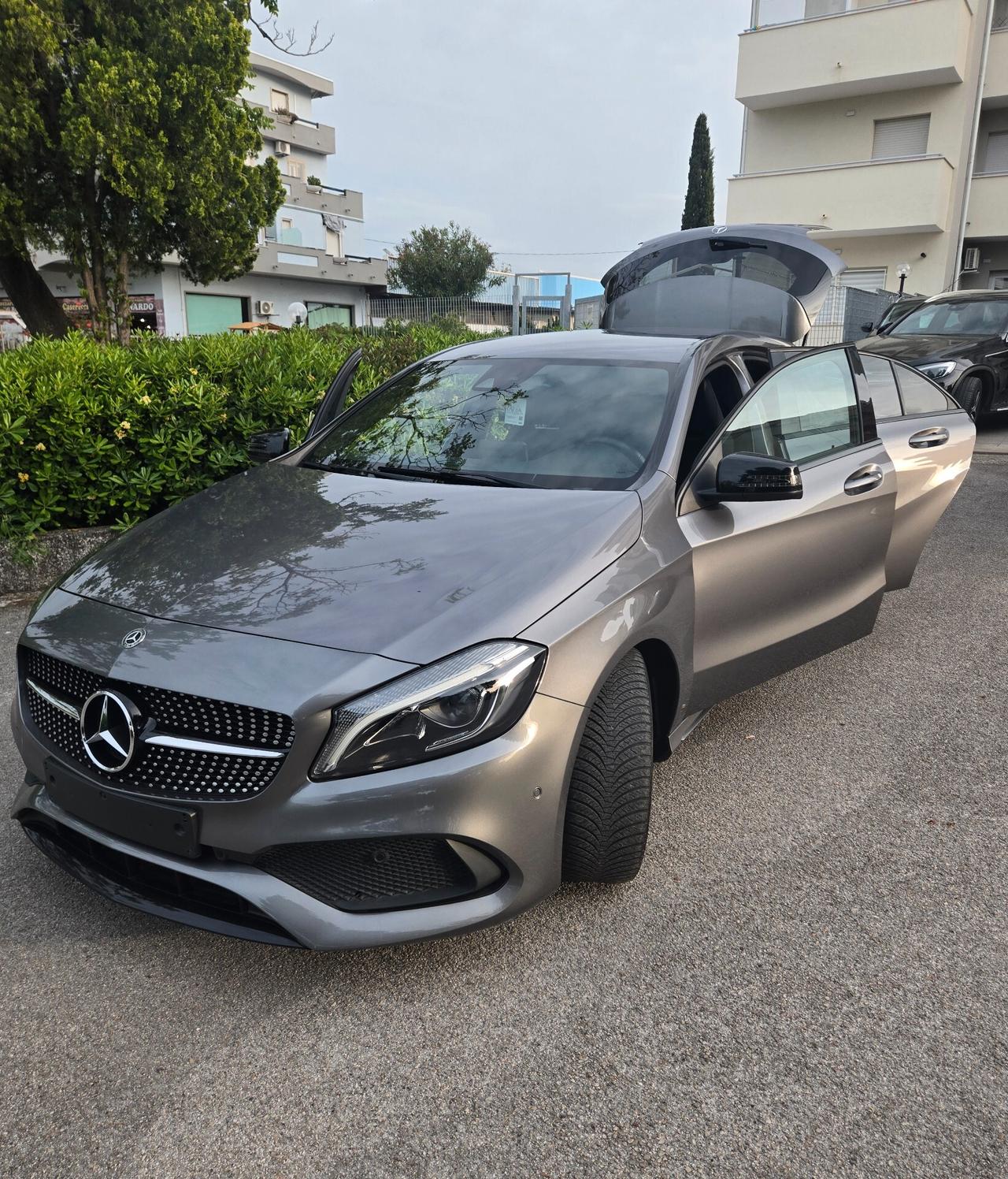 Mercedes-benz A 200 AMG-Line Sport
