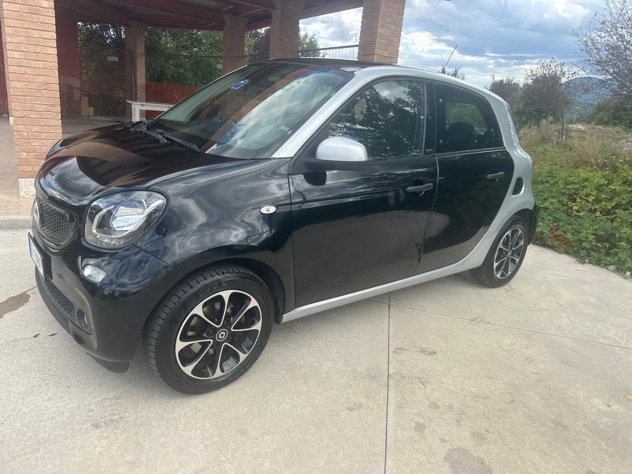 Smart ForFour 1.0