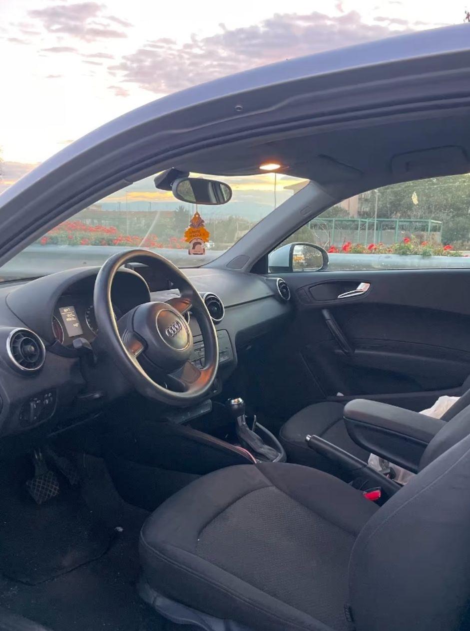 Audi A1 1.4 TFSI S tronic 119g Ambition