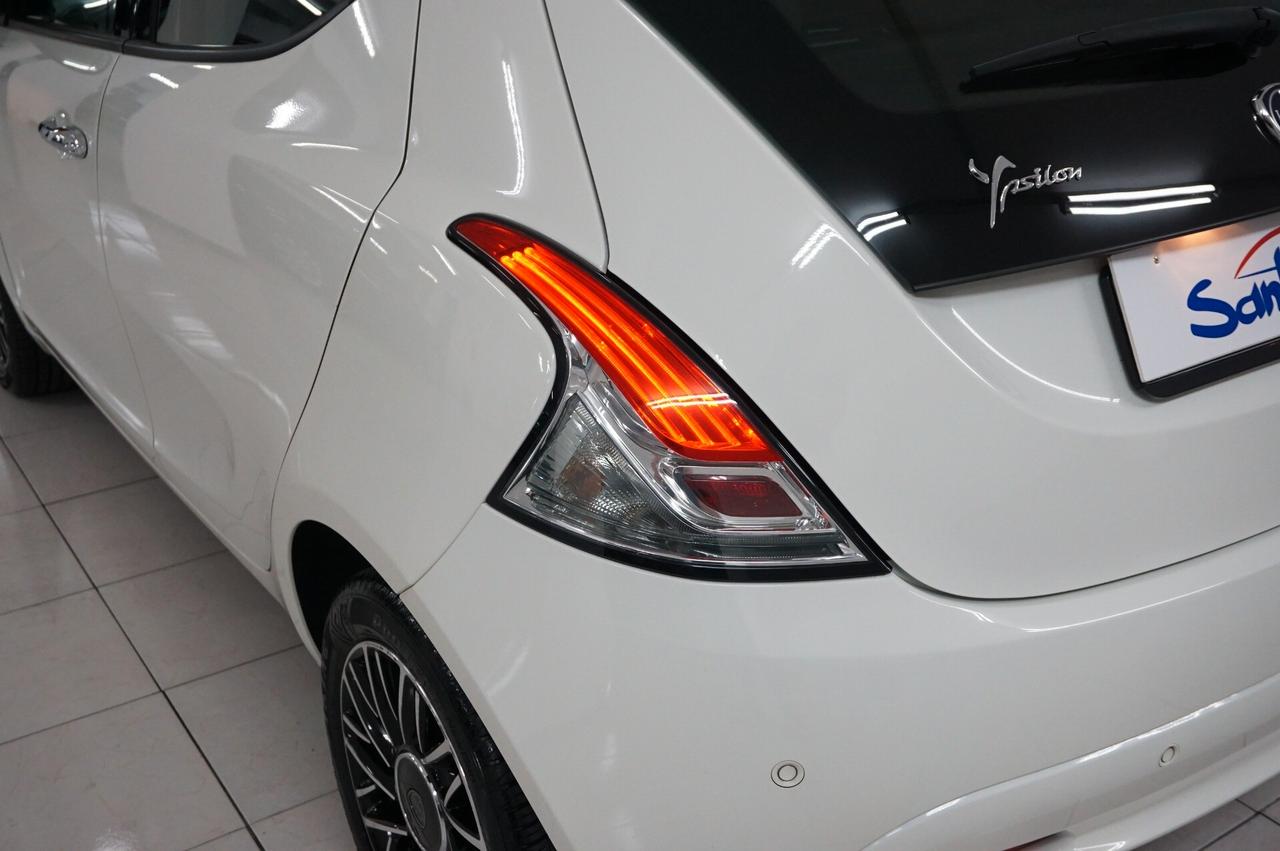 Lancia Ypsilon 1.2 69 CV 5 porte Gold