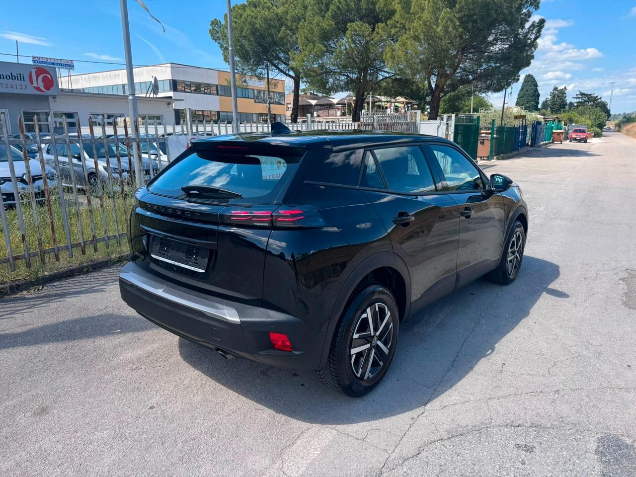 Peugeot 2008 PureTech 100 S&S Allure