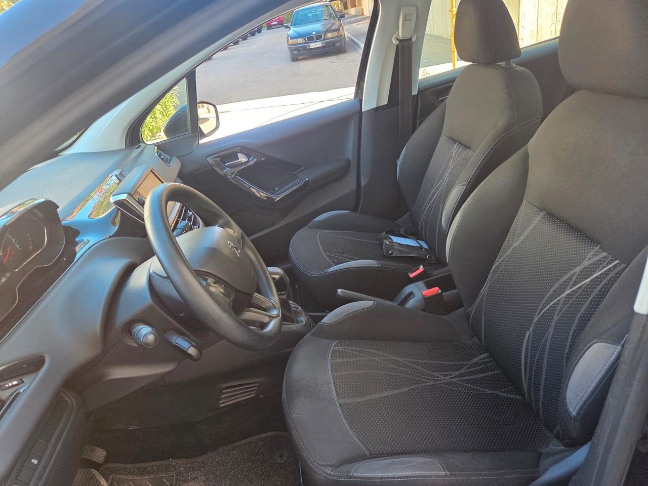 Peugeot 208 1.2 VTi 82 CV 5 porte Active