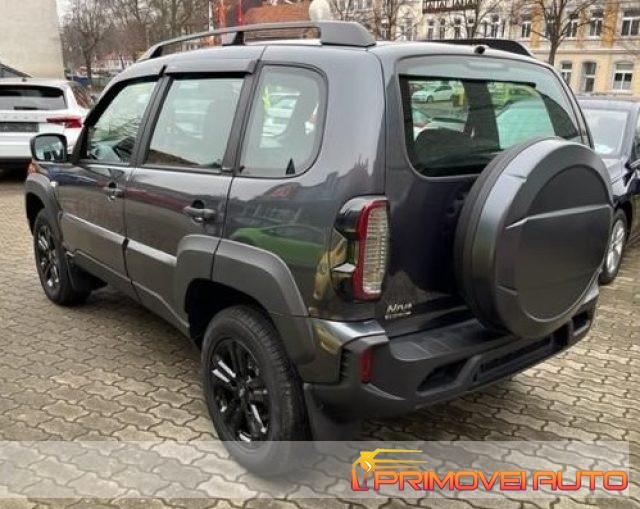 LADA Niva TRAVEL BLACK EDITION