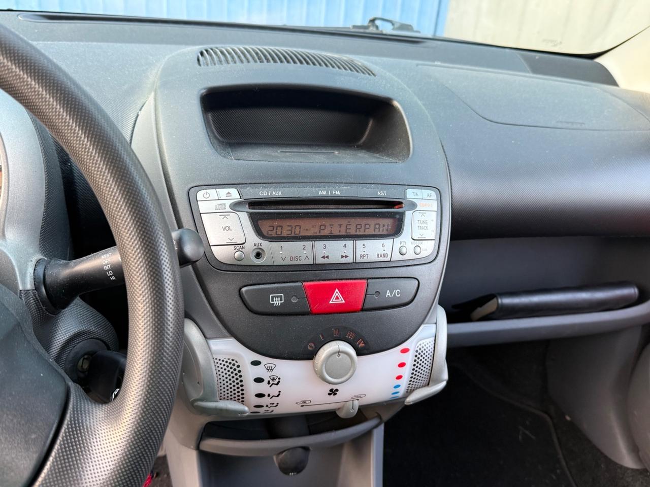 Toyota Aygo 1.0 12V VVT-i 5 porte Now