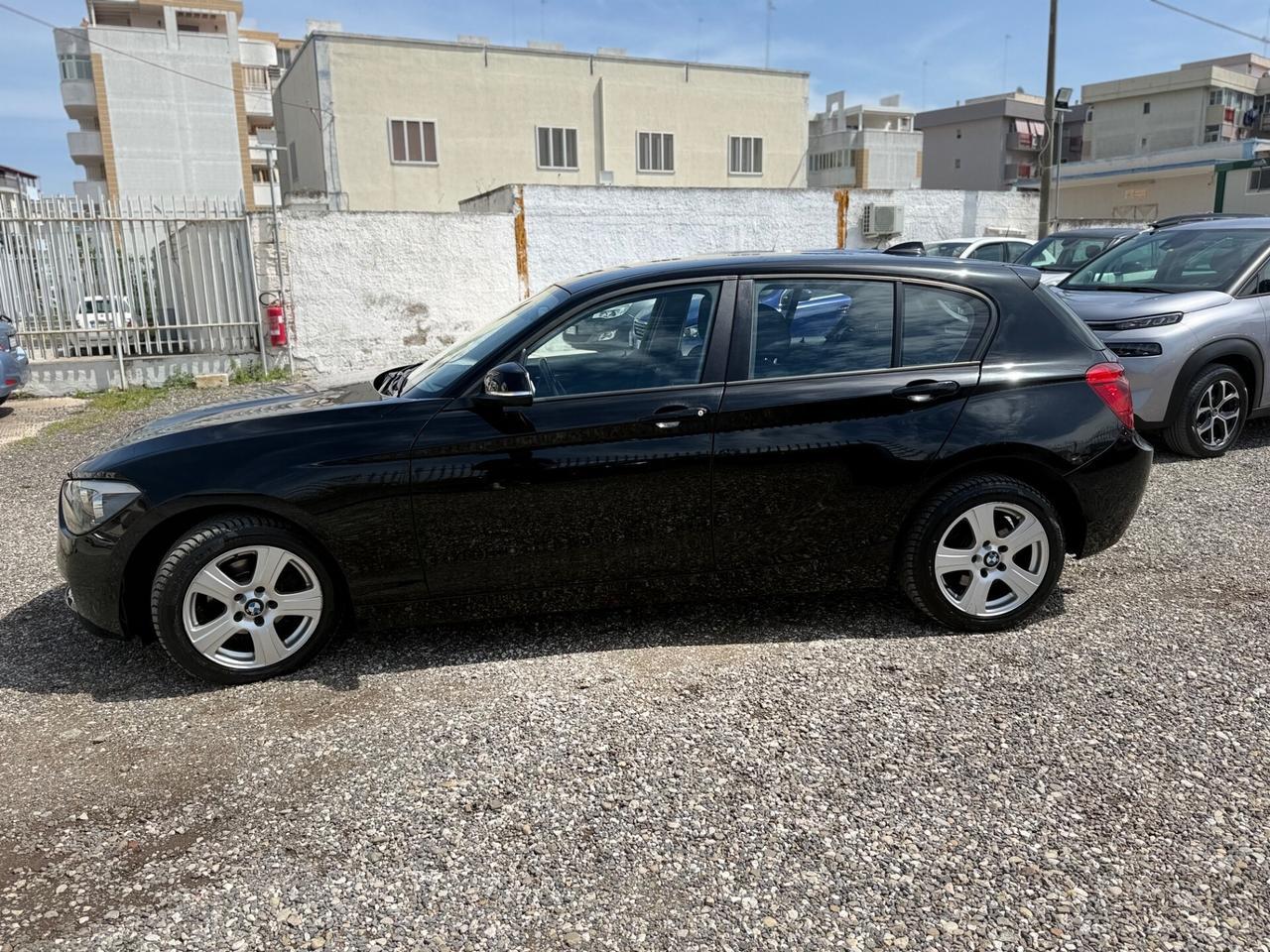 Bmw 116 116d 5p. Efficient Dynamics Urban