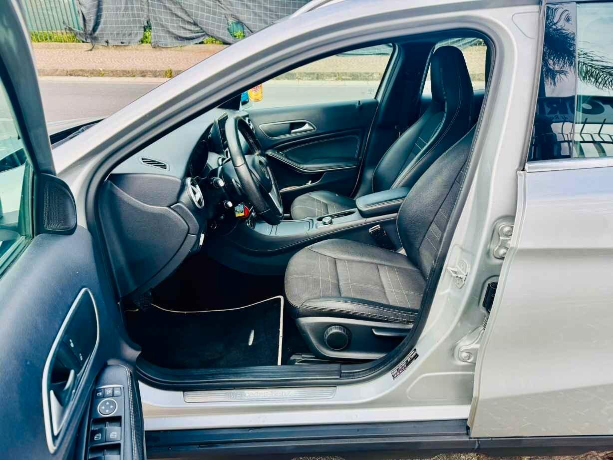 MERCEDES GLA 220 CDI AUTOMATIC PREMIUM 177 CV