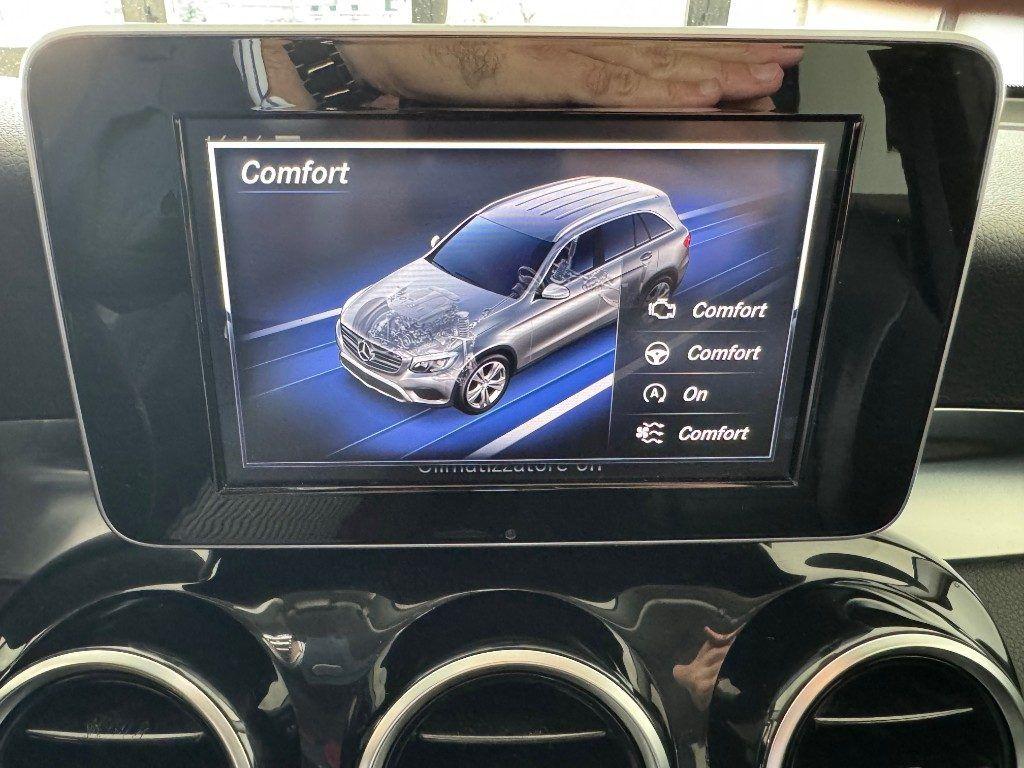 Mercedes-Benz GLC 220 d 4Matic Sport Pedane Fari Led Stupenda
