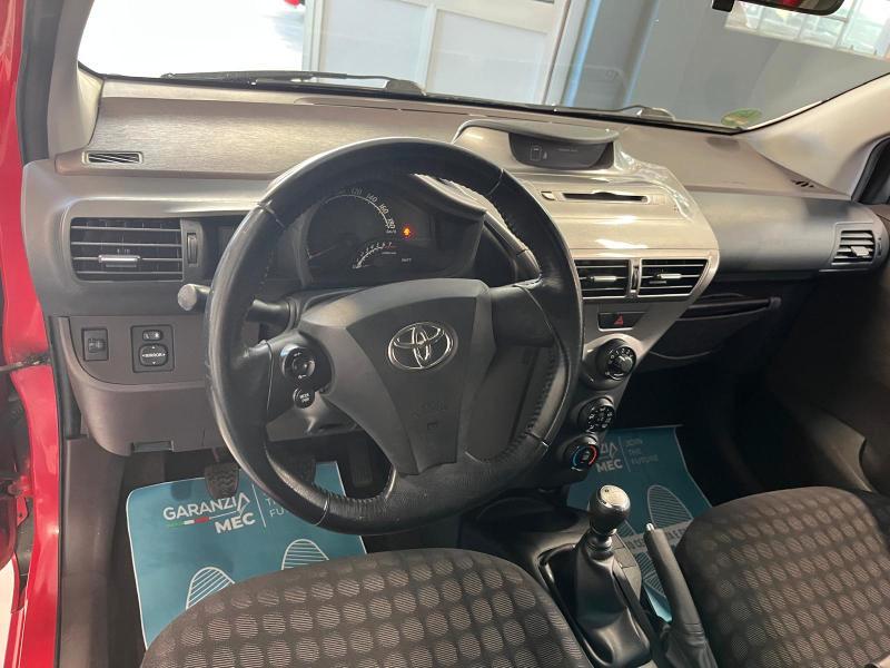 Toyota iQ 1.0 Sol