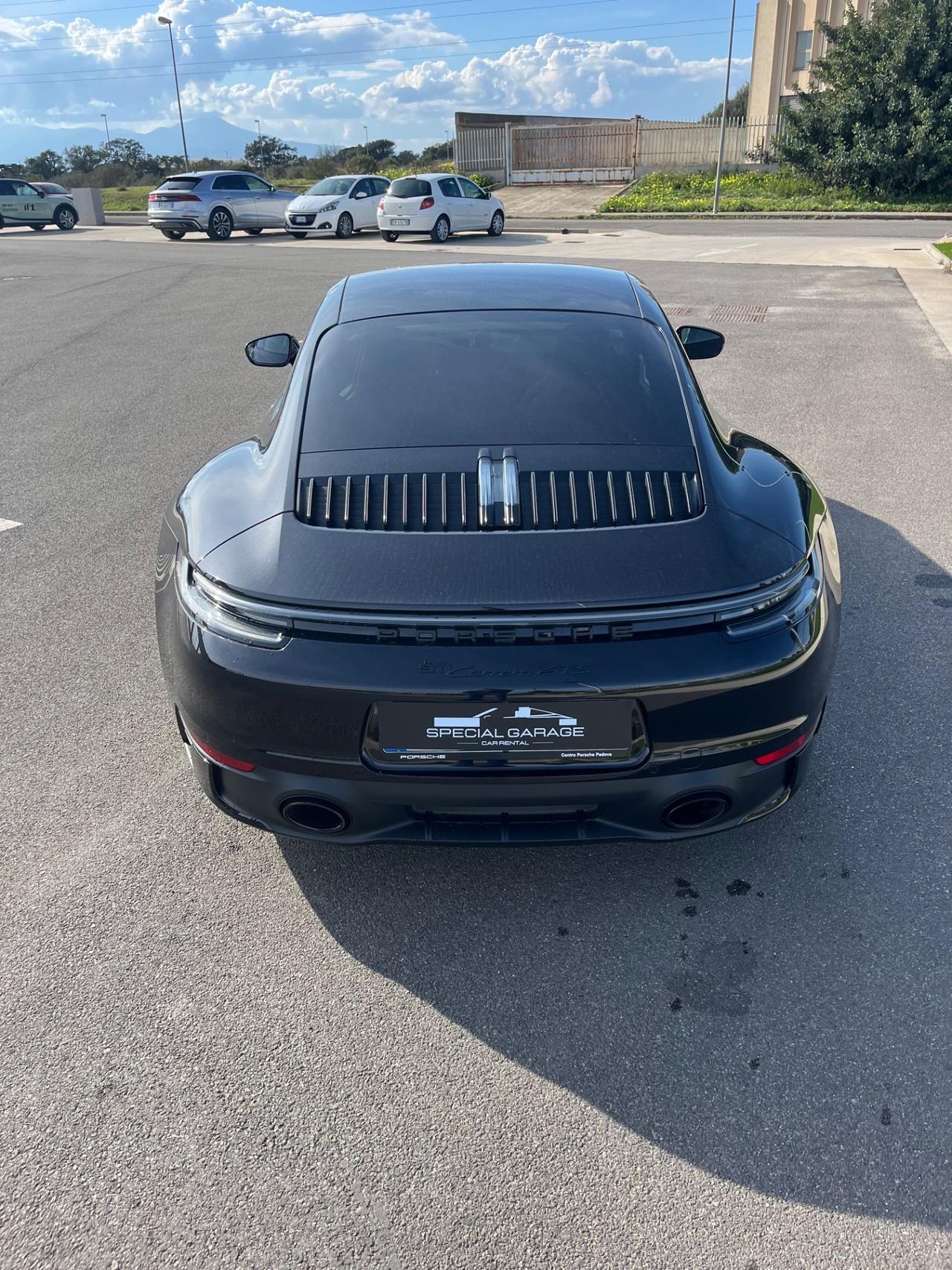 Porsche 911 Carrera GTS