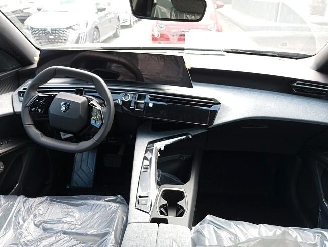 Peugeot 3008 Hybrid 145 e-DCS6 Allure Business
