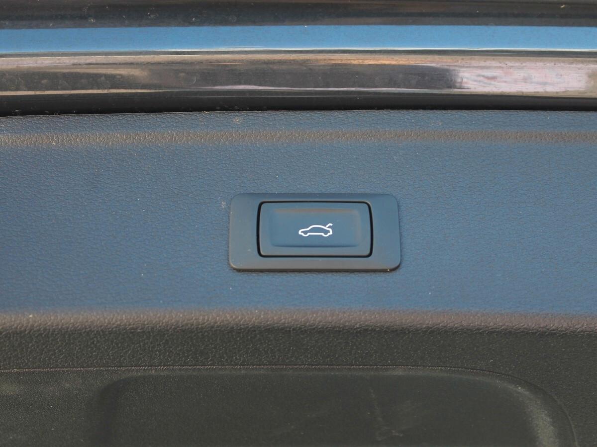 Audi A4 Avant 35TDI Stronic Led Cam PDC UNIPRO IVA DEDUCIB