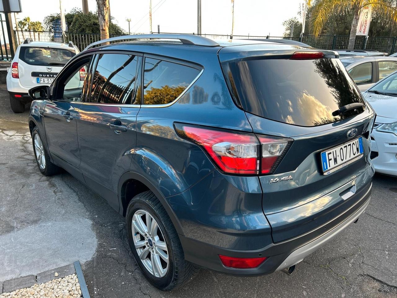 Ford Kuga 1.5 TDCI 120 CV S&S 2WD Business