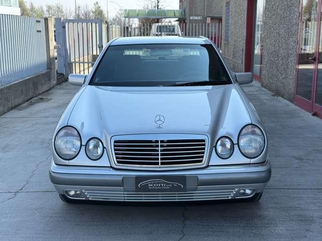 Mercedes-Benz E 200 Elegance