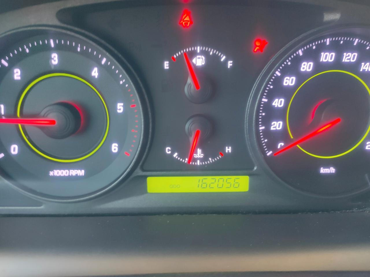 Chevrolet Captiva 2.0 VCDi 2WD 7 POSTI NEOPATENTATI