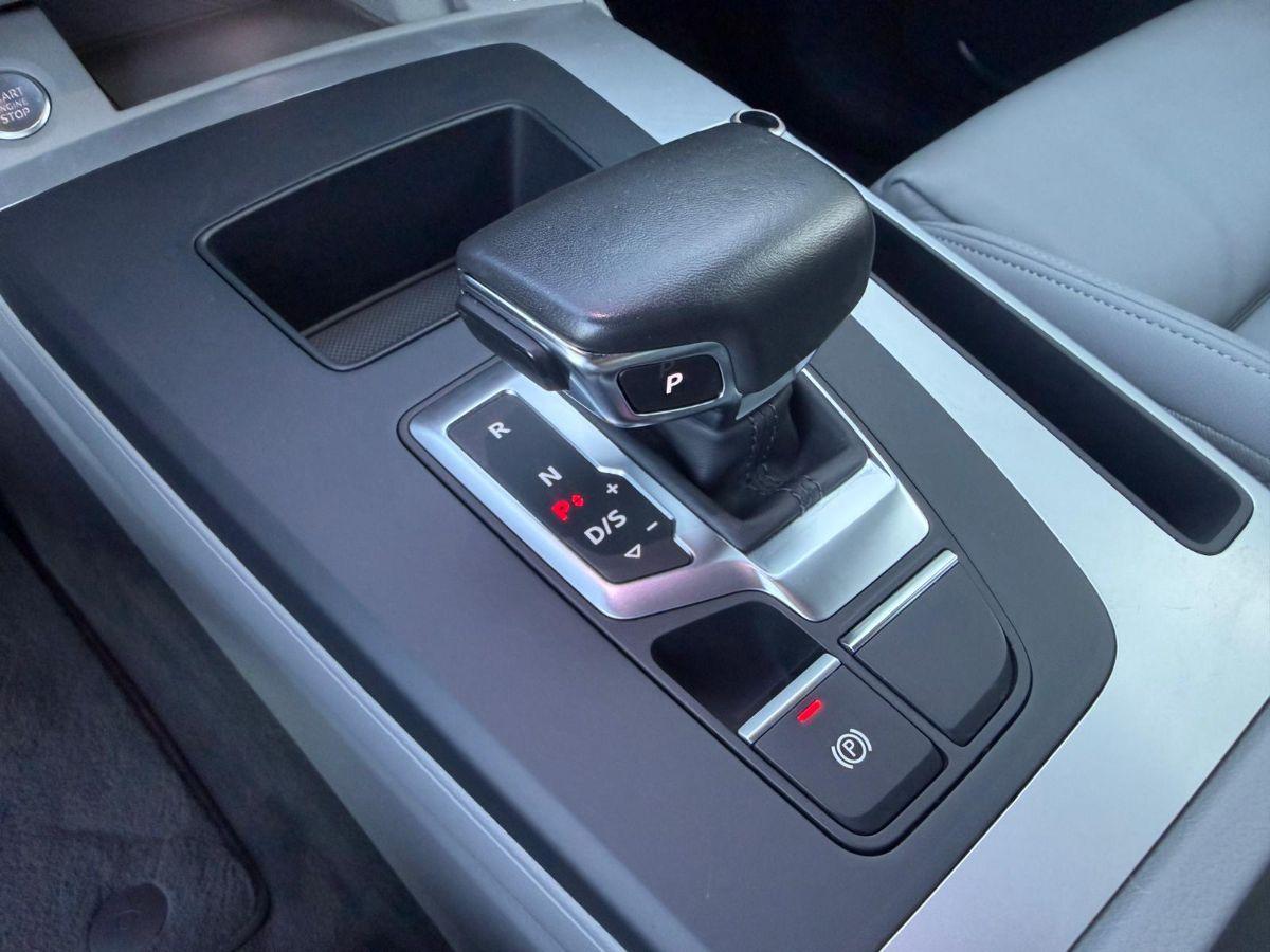 AUDI - Q5 - 40 TDI quattro S tronic S line
