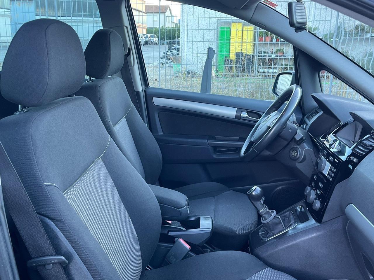 Opel Zafira 1.6 16V ecoM Turbo One. 7 posti