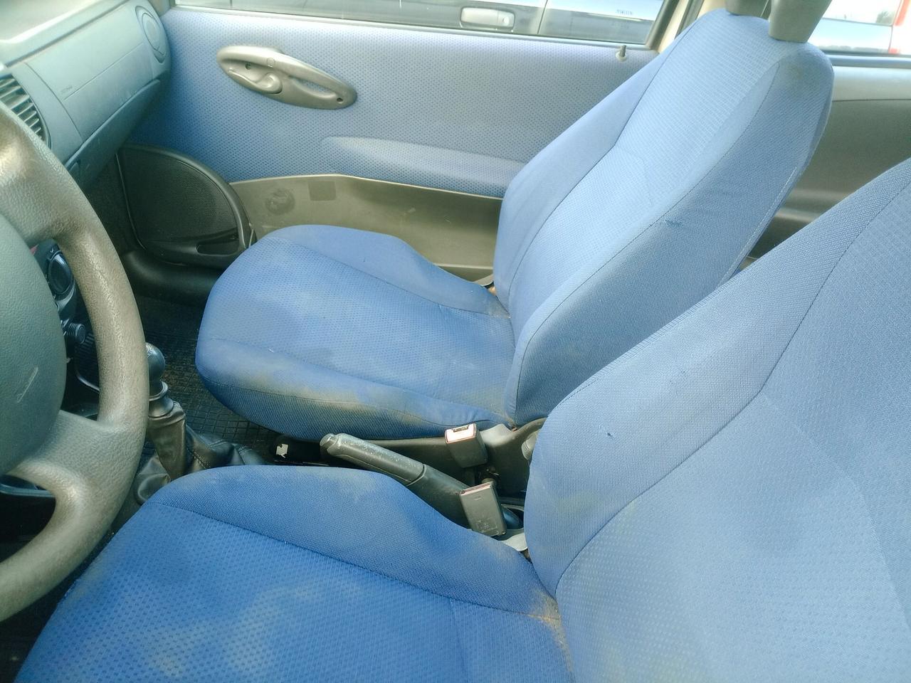 Fiat Punto 1.2i cat 3 porte EL ( impianto GPL) x neopatentati