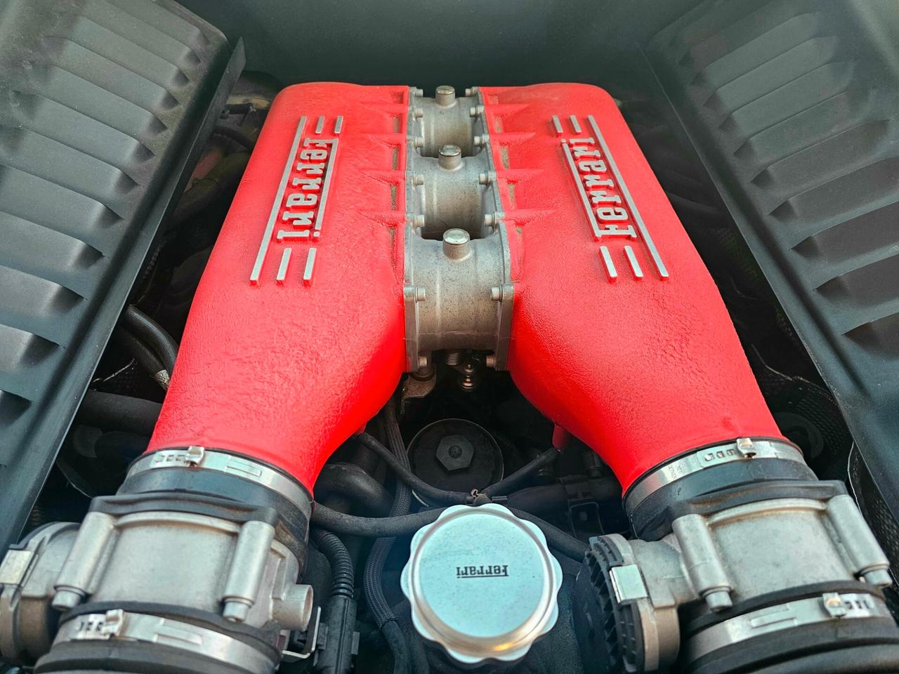 Ferrari 458 Italia DCT#LED#ALCANTARA#NAVI#SCUDETTI CERAMICI