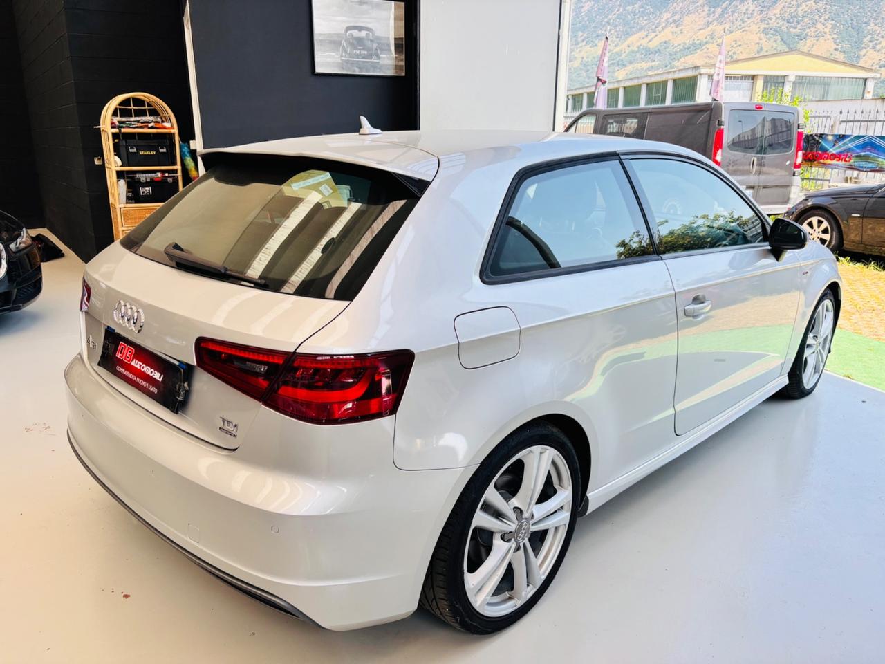 Audi A3 2.0 TDI 184 CV clean diesel quattro S tronic edition