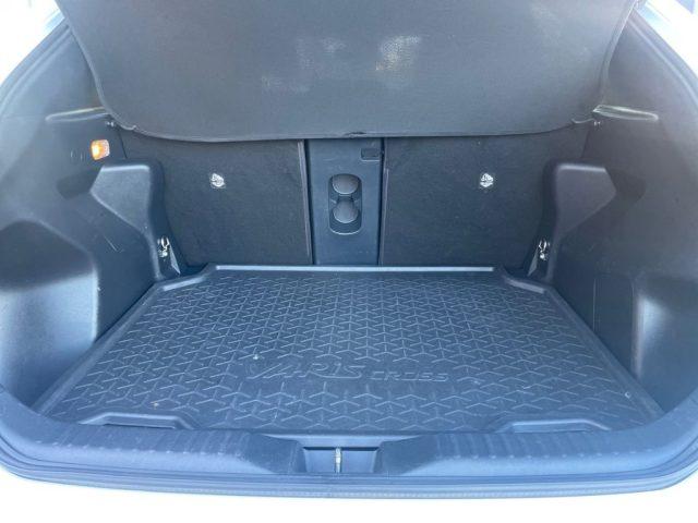 TOYOTA Yaris Cross 1.5 Hybrid 5p. E-CVT AWD-i Trend