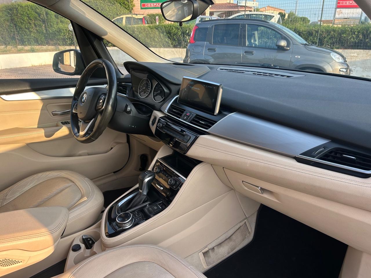 Bmw 218 active tourer steptronic luxury