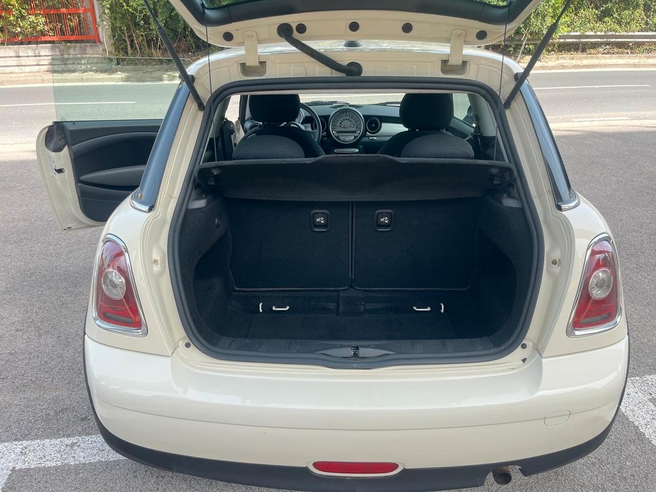 Mini 1.4 BENZ/ 75CV 16V "Ray" COME NUOVA!