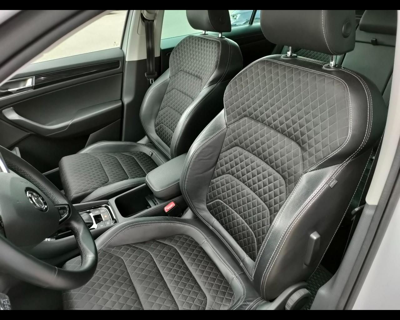 SKODA Kodiaq - Kodiaq 2.0 TDI SCR 4x4 DSG Style